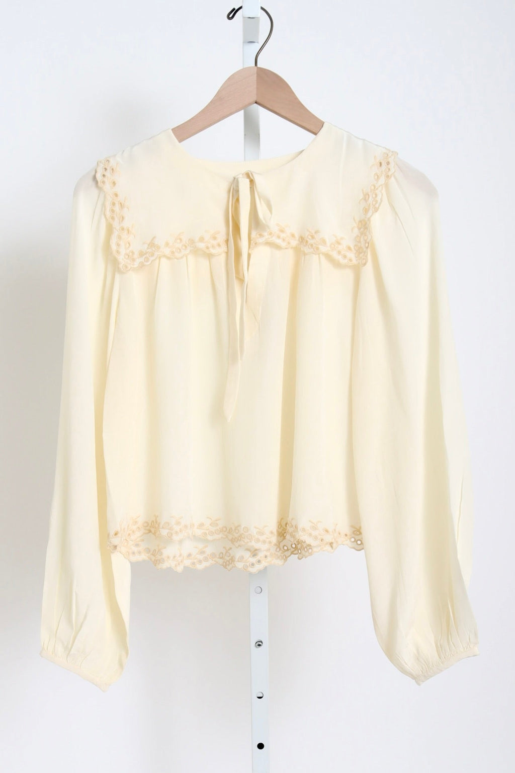 Jona Silk Top - Cream